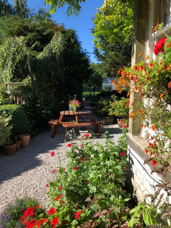 The Hollow Bed And Breakfast Great Longstone Экстерьер фото