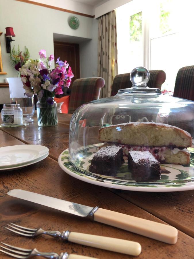 The Hollow Bed And Breakfast Great Longstone Экстерьер фото