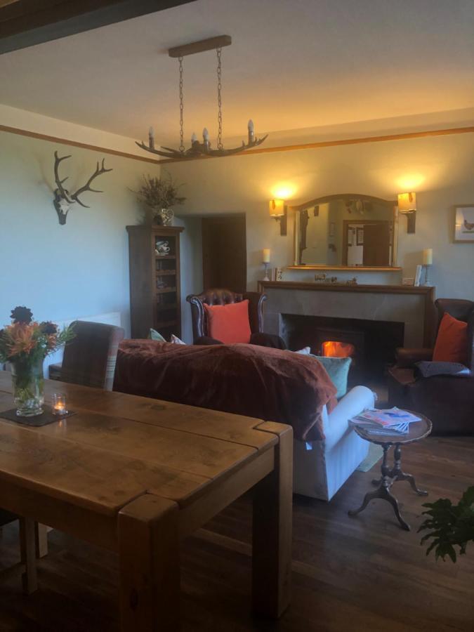 The Hollow Bed And Breakfast Great Longstone Экстерьер фото